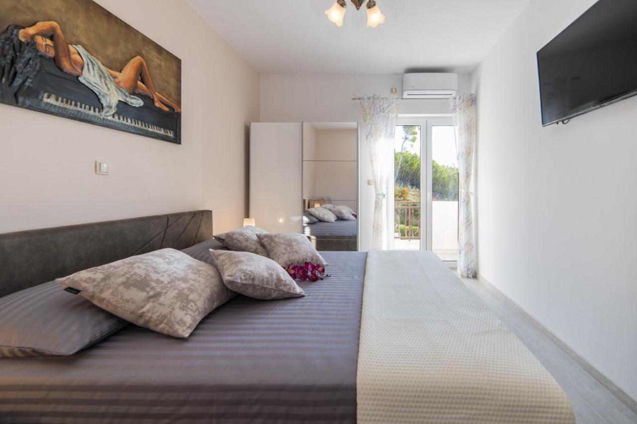 Luxury Apartments Tafra Lokva Rogoznica Bagian luar foto